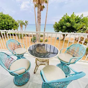  Apartamento First Line Costa